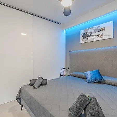 Apartment Sky Smart Hi-end Services Media Streaming